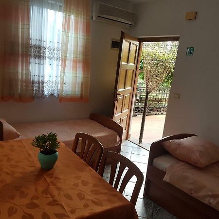 Apartman Edin Umag Exterior foto
