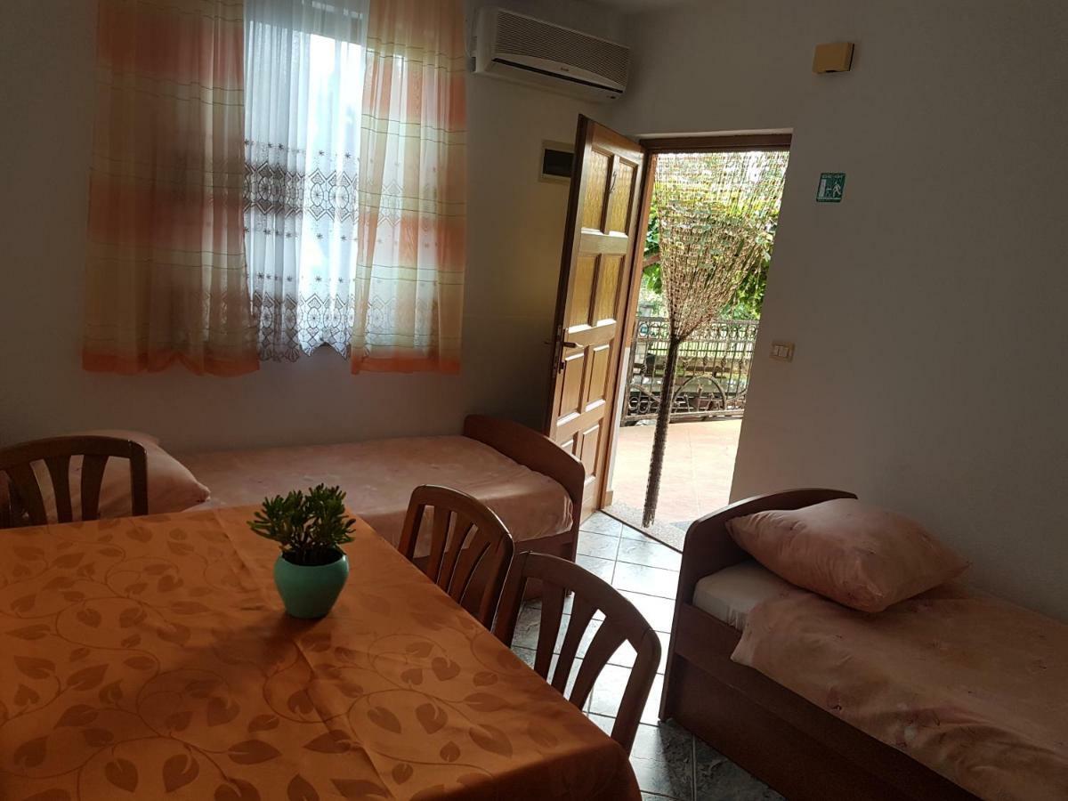 Apartman Edin Umag Exterior foto
